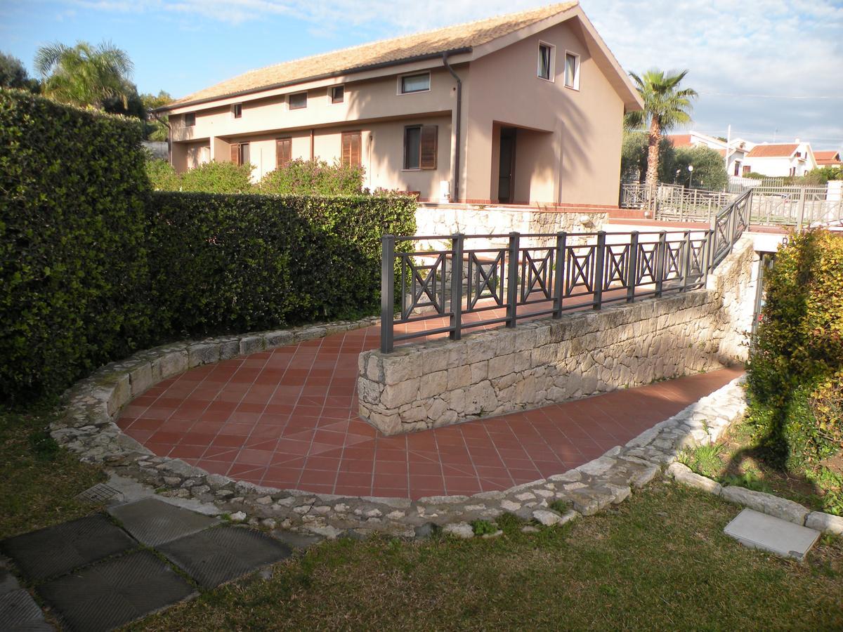 אוגוסטה Hotel La Cavalera מראה חיצוני תמונה